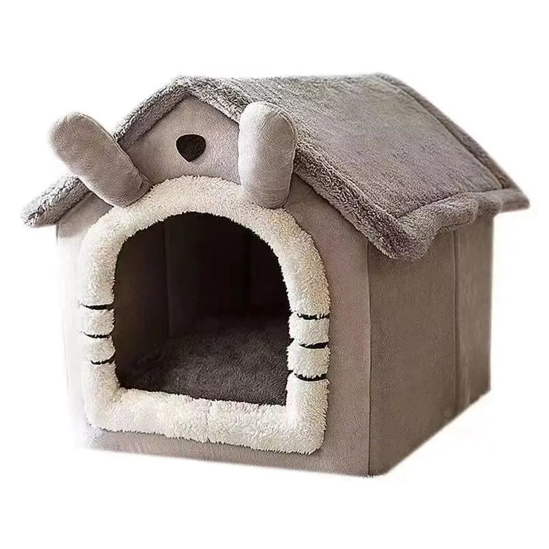 HomePaw All-Season Indoor Cat House - interior padding and support layer detail