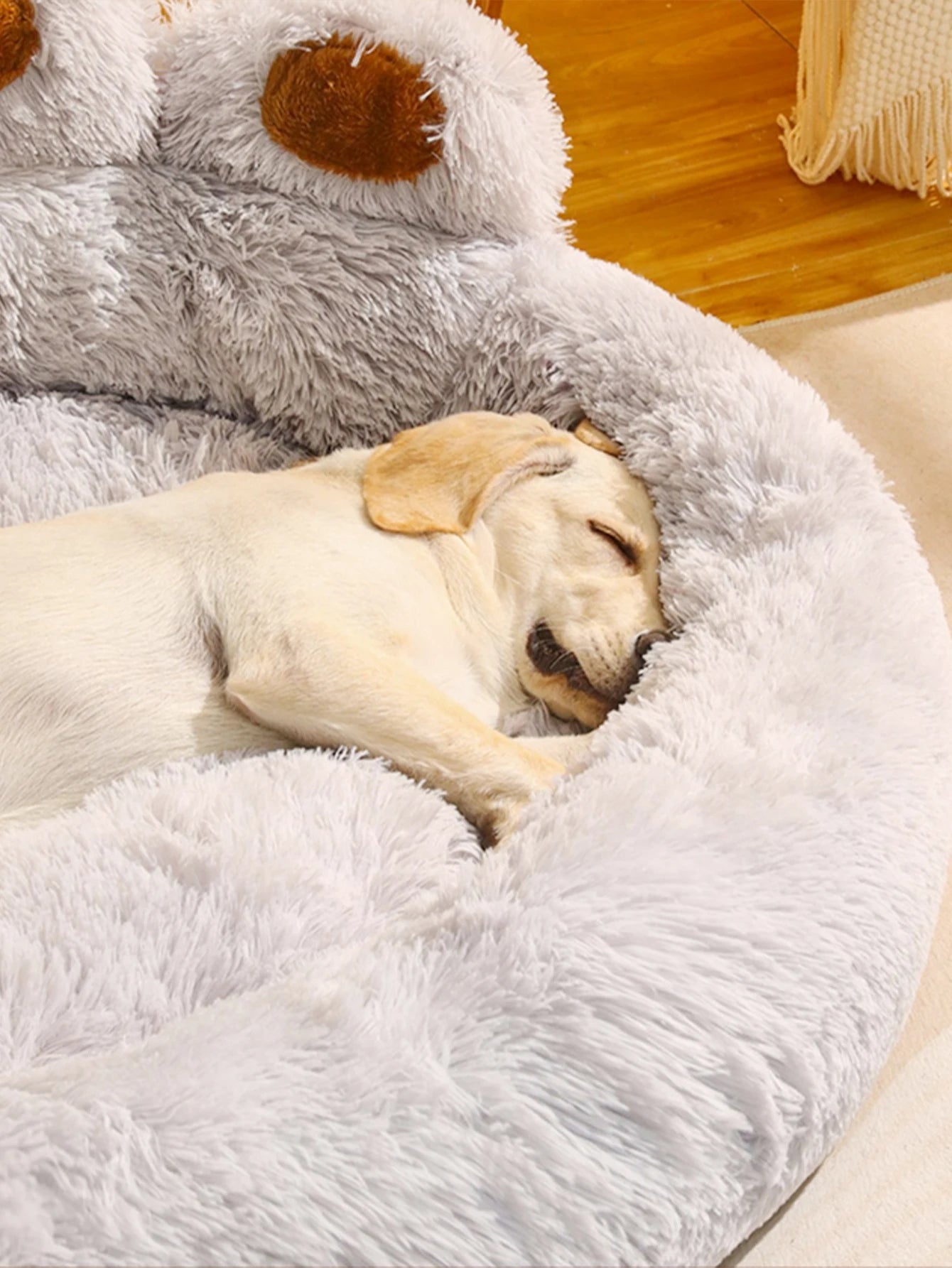 HomePaw Anti Anxiety Paw Dog Bed - size comparison and dimensions for UK buyers