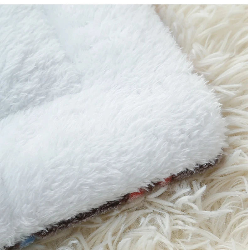 Flannel Pet Sleeping Mat - Soft Washable Blanket for Dogs and Cats